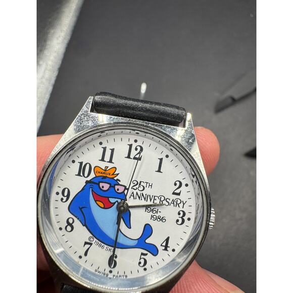 Vintage 80’s Charlie the Tuna 25th Anniversary Watch 1986 Black Leather Band - Picture 9 of 9